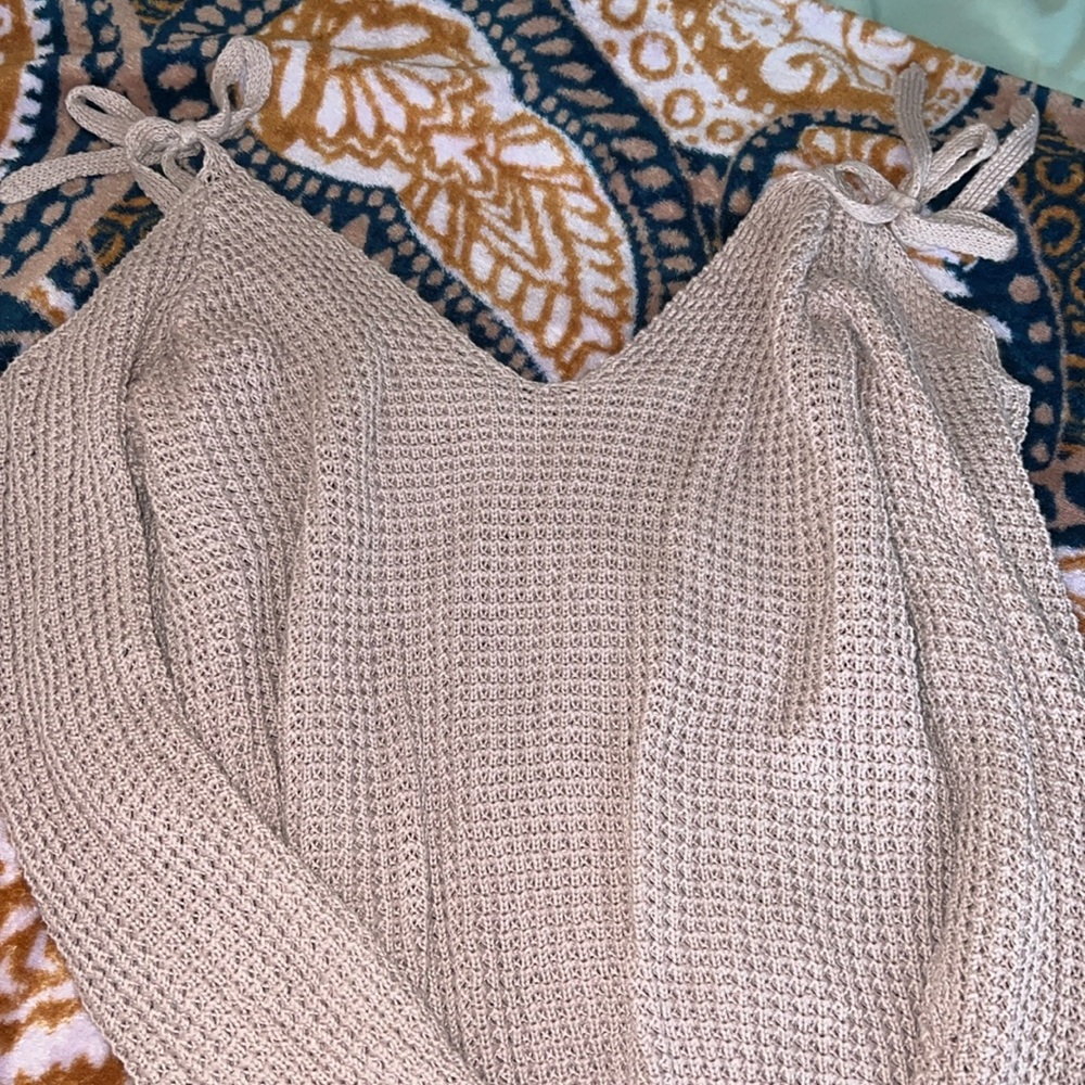 Super blush, Rosie, pink tie, shoulder sweater